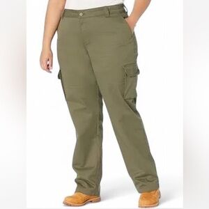Dickies Plus Size Relaxed Fit Stretch Cargo Straight Leg Pants Utility Workwear